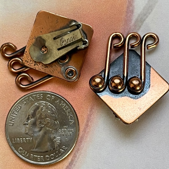 VINTAGE RENOIR Earrings Clip Copper Musical Notes - Picture 5 of 7